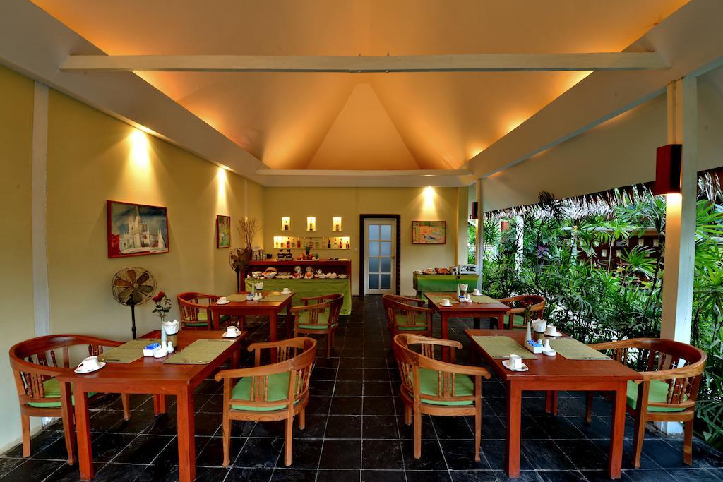 Oasis Hotel Nyoungoo Exterior foto