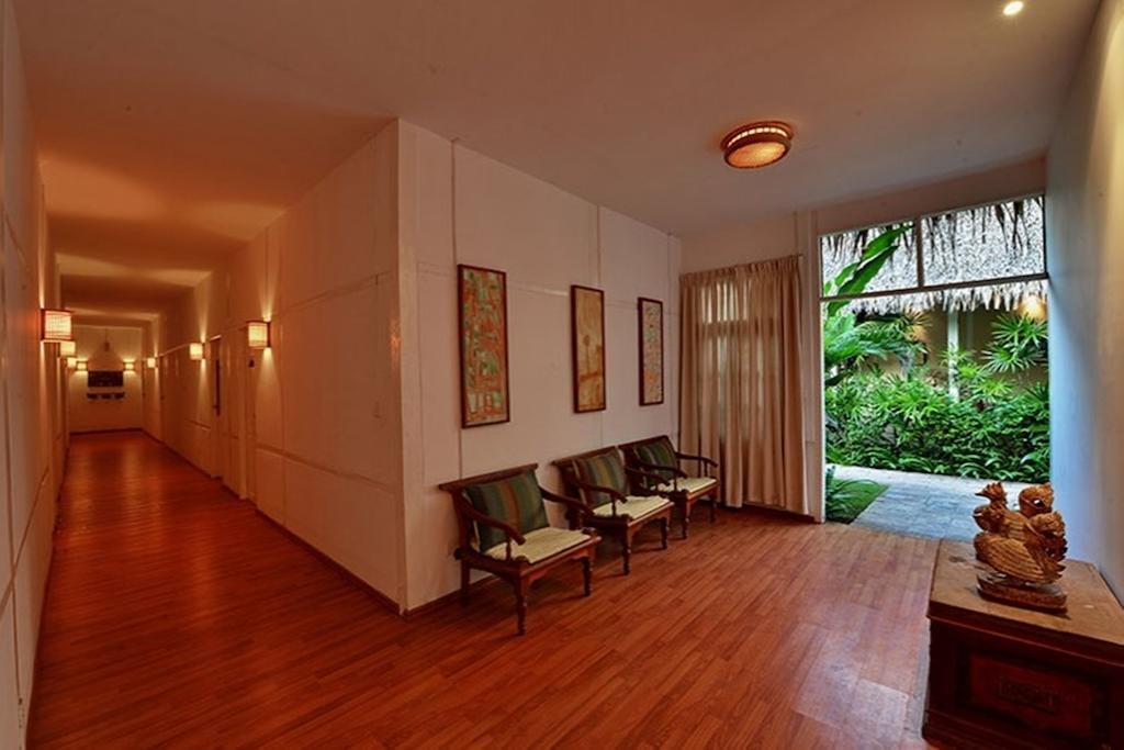 Oasis Hotel Nyoungoo Exterior foto